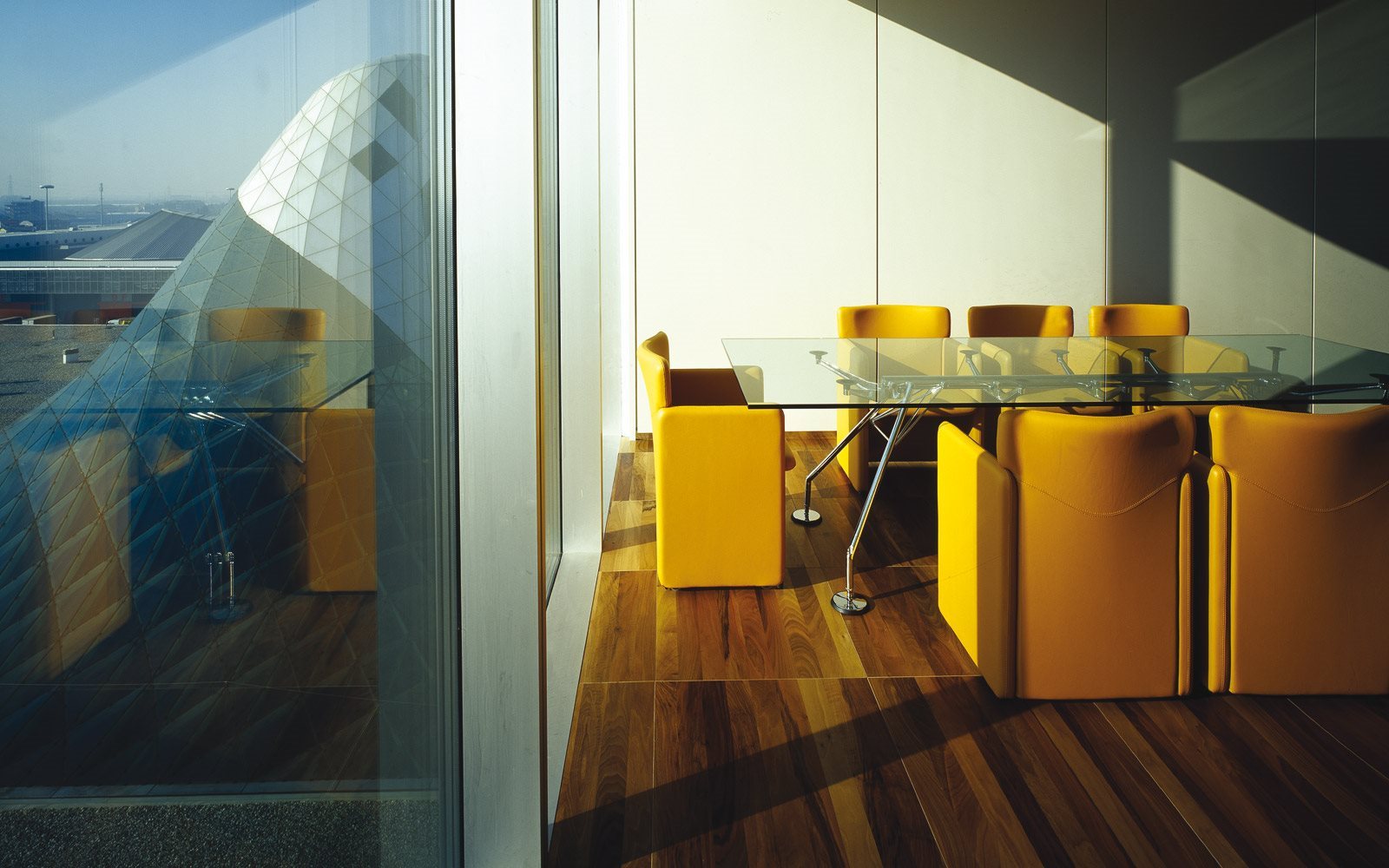 Tecno Spa - Nomos Chromtisch von Norman Foster