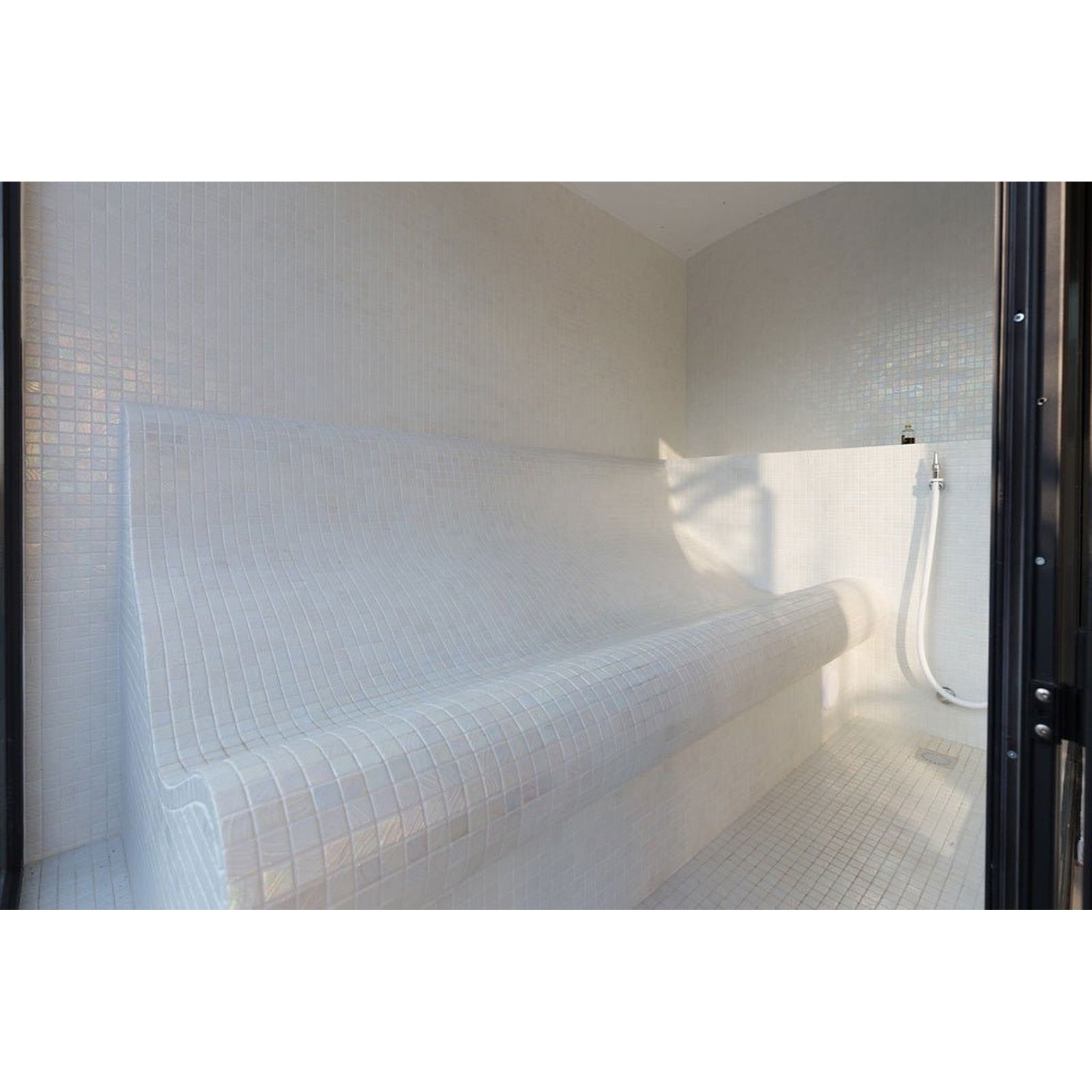   - Alpha Wellness - Outdoor-Sauna Wellness@Home                              