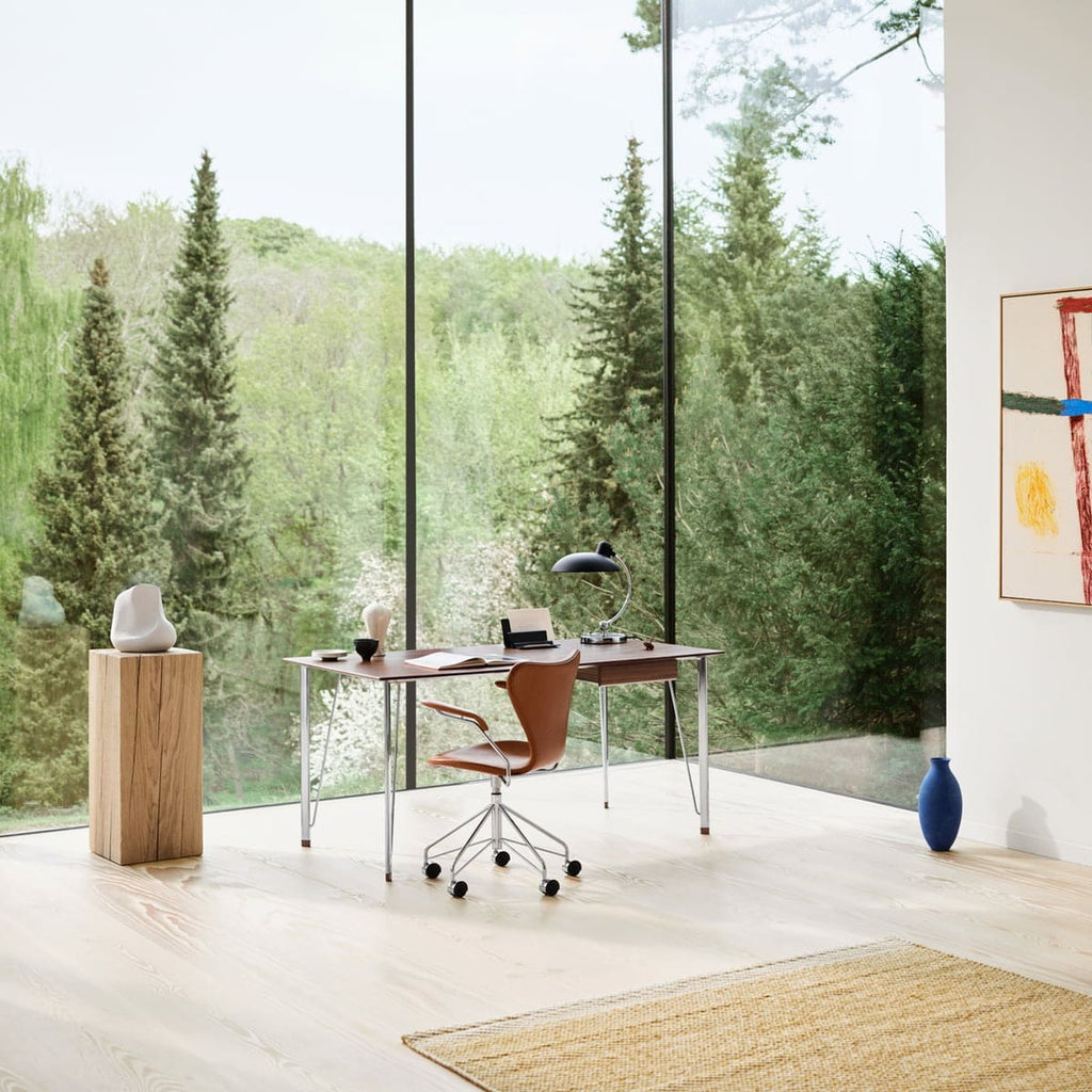 Fritz Hansen -  FH3605 Schreibtisch inkl. Schublade schwarz